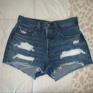 Distressed Levi’s shorts